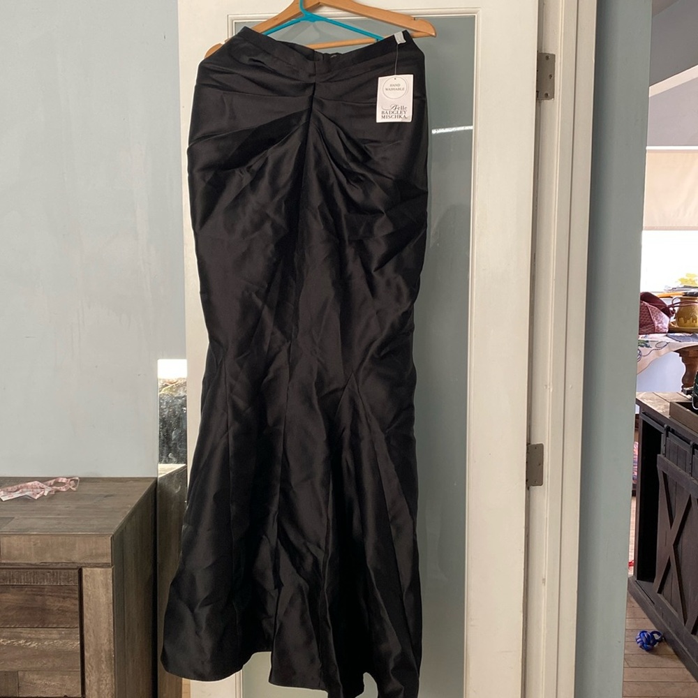Badgley Mischka Skirt